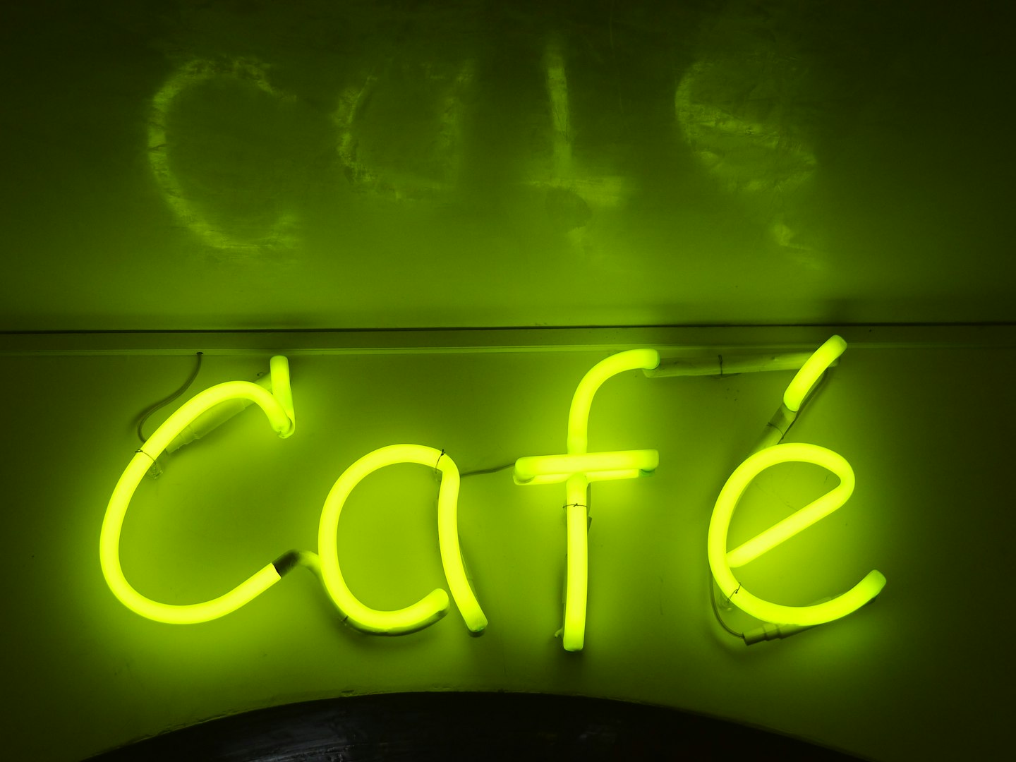 Cafe neon sign