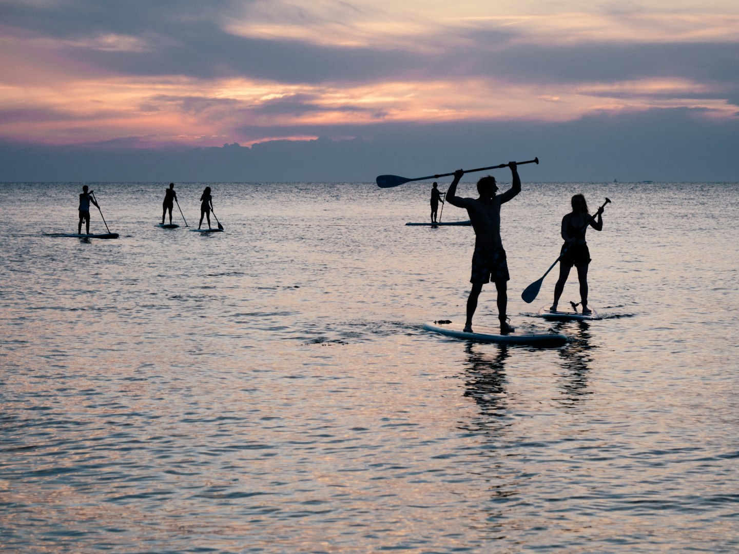 SUP paddle board group tour